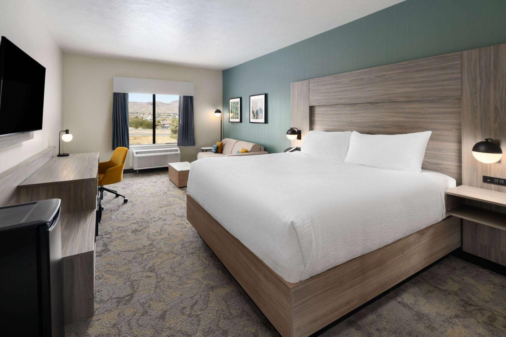 Wingate By Wyndham Kingman Hotel Exterior photo